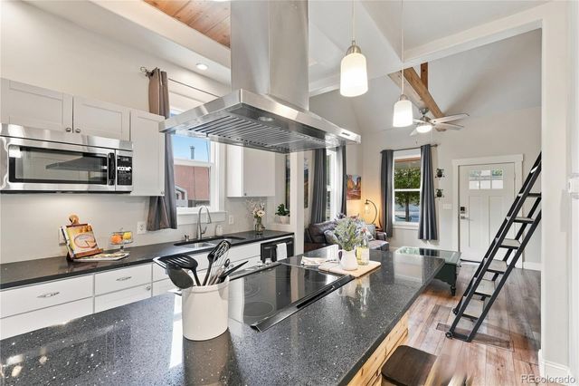 1208 W Colorado Avenue, Colorado Springs, CO 80904