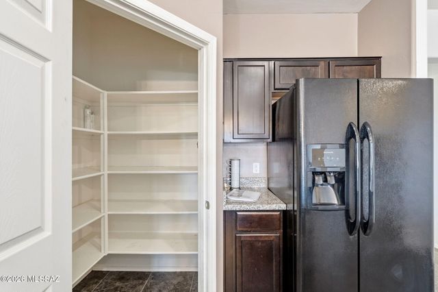 12228 W Fianchetto Drive, Marana, AZ 85653