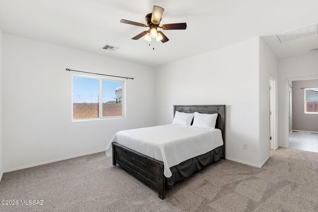 12228 W Fianchetto Drive, Marana, AZ 85653