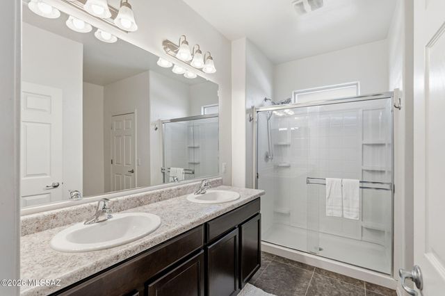 12228 W Fianchetto Drive, Marana, AZ 85653