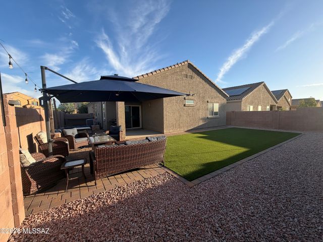12228 W Fianchetto Drive, Marana, AZ 85653