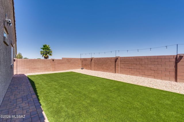 12228 W Fianchetto Drive, Marana, AZ 85653