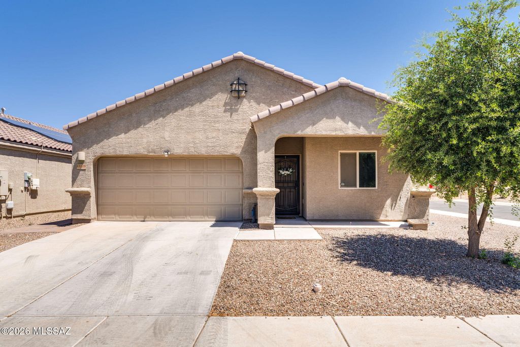 12228 W Fianchetto Drive, Marana, AZ 85653