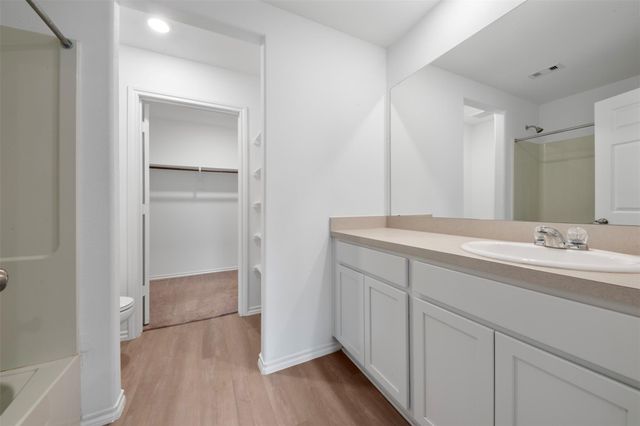 1047 Brighton Orchards Lane, Magnolia, TX 77354