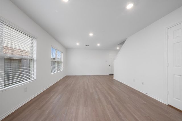 1047 Brighton Orchards Lane, Magnolia, TX 77354