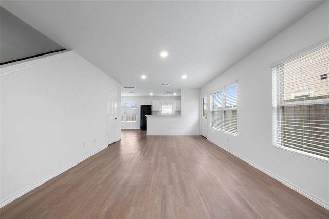 1047 Brighton Orchards Lane, Magnolia, TX 77354