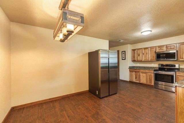 5107 2nd Street, Danbury, TX 77534