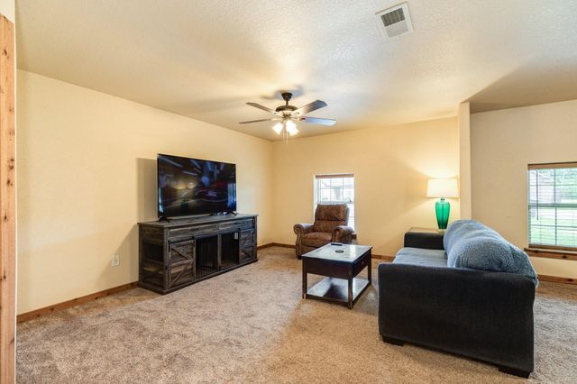 5107 2nd Street, Danbury, TX 77534