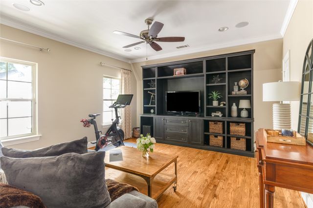 5301 Monticello Avenue, Dallas, TX 75206