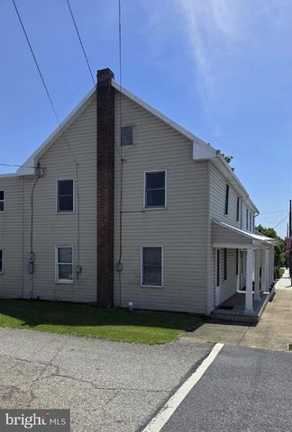 5 N HIGH STREET, Newburg, PA 17240
