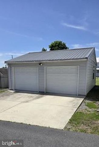 5 N HIGH STREET, Newburg, PA 17240