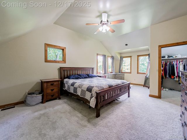 8880 Hidden Lake Drive, Howell, MI 48855