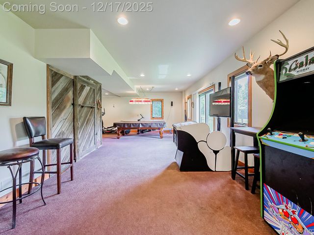 8880 Hidden Lake Drive, Howell, MI 48855