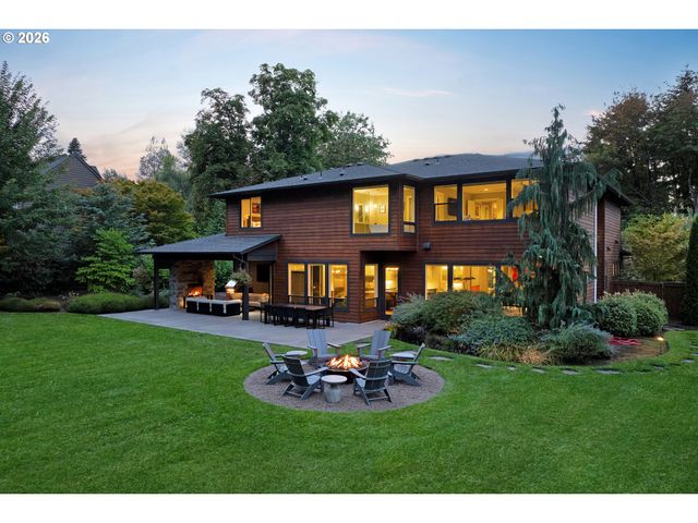 2600 GLENMORRIE Dr, Lake Oswego, OR 97034