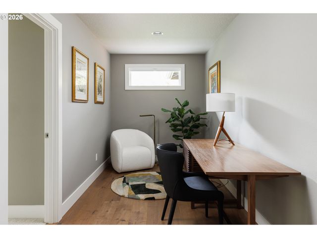 2600 GLENMORRIE Dr, Lake Oswego, OR 97034