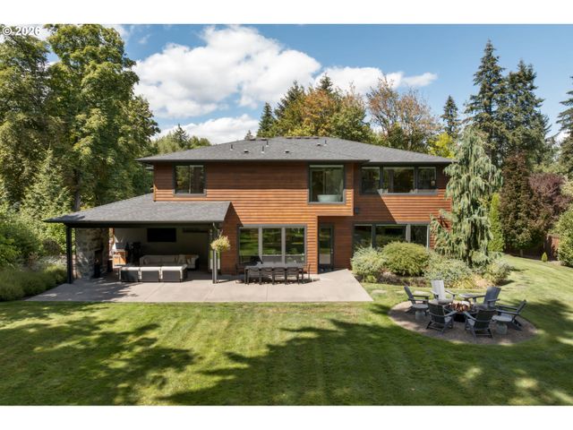 2600 GLENMORRIE Dr, Lake Oswego, OR 97034