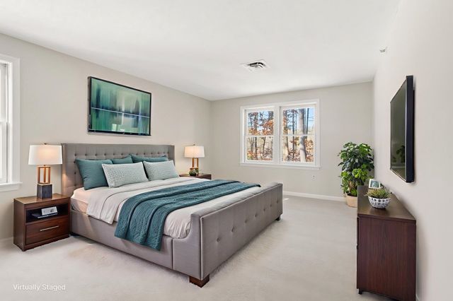 3 Mayfair Ln Apt 207, Nashua, NH 03063