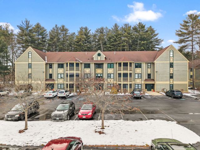 3 Mayfair Ln Apt 207, Nashua, NH 03063