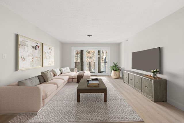 3 Mayfair Ln Apt 207, Nashua, NH 03063