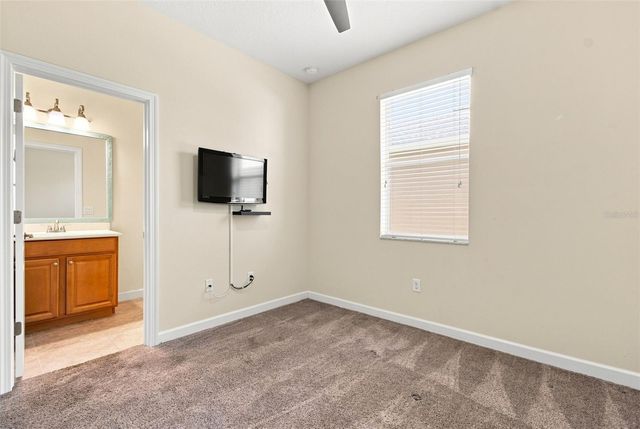 20233 MERRY OAK AVENUE, Tampa, FL 33647
