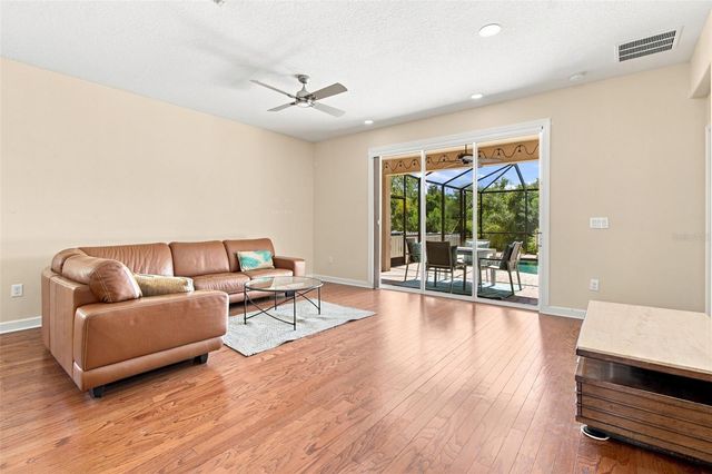20233 MERRY OAK AVENUE, Tampa, FL 33647