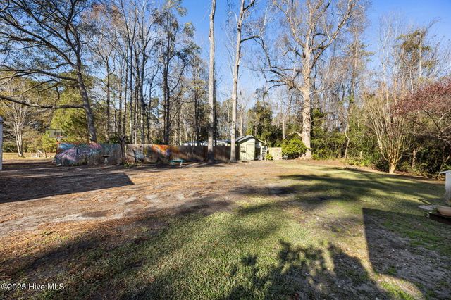 104 Pattswood Road, New Bern, NC 28560