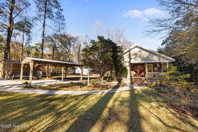 104 Pattswood Road, New Bern, NC 28560