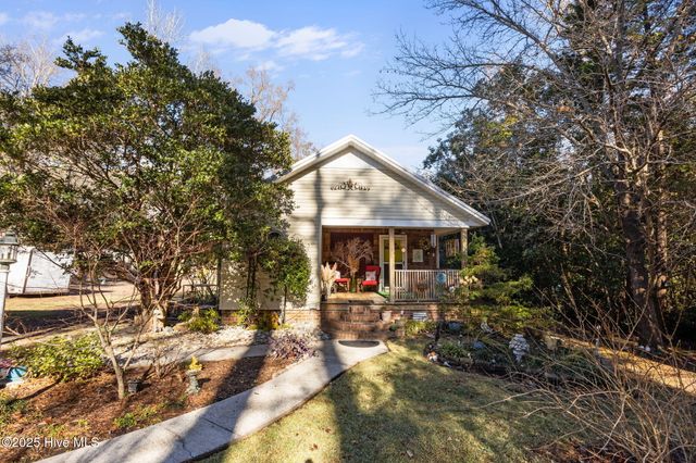 104 Pattswood Road, New Bern, NC 28560