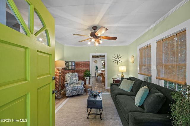 104 Pattswood Road, New Bern, NC 28560