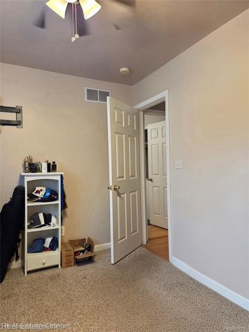 733 Luna Court, Orion Charter Township, MI 48362