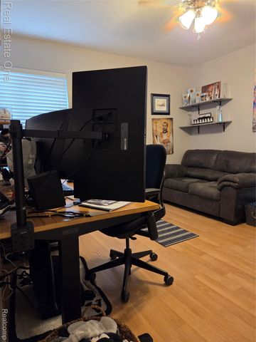 733 Luna Court, Orion Charter Township, MI 48362