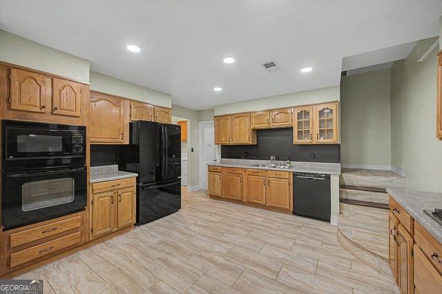 73 Victorian Court, Dallas, GA 30157