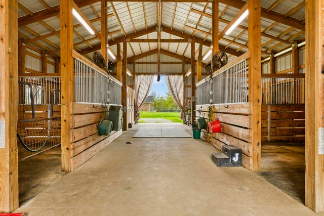 2426 McCauley Road, Wilmore, KY 40390