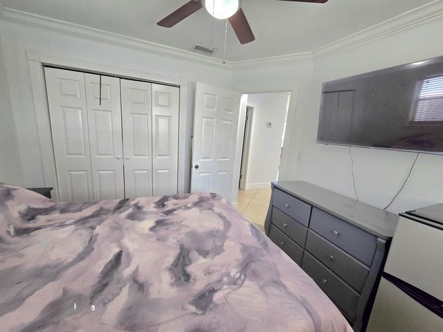6138 Southgate Boulevard, Margate, FL 33068
