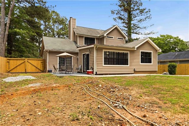 916 Forest Pointe Way, Jonesboro, GA 30238