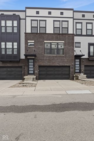 9739 Junction Station, Fishers, IN 46037