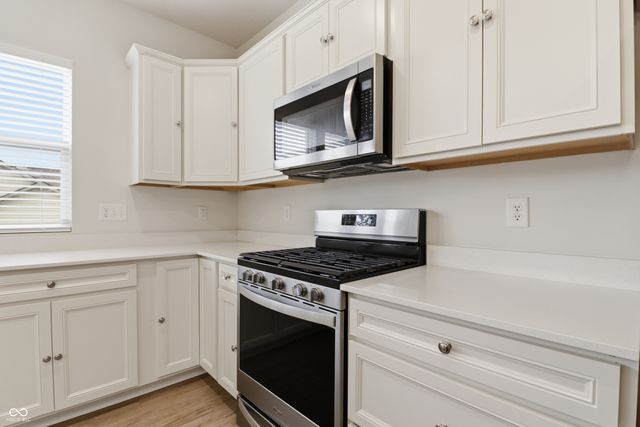 9739 Junction Station, Fishers, IN 46037