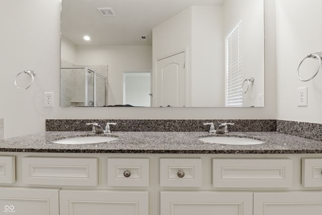 9739 Junction Station, Fishers, IN 46037