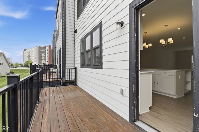 9739 Junction Station, Fishers, IN 46037