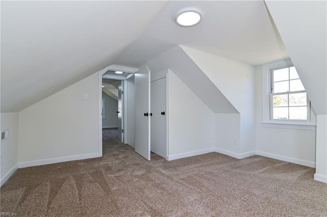 207 Fairview CIR N, Portsmouth, VA 23702