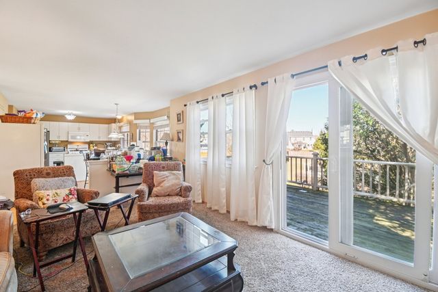 1622 DURHAM Court, Crystal Lake, IL 60014