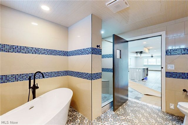 8720 Us-22A, Bloomingdale, OH 43910