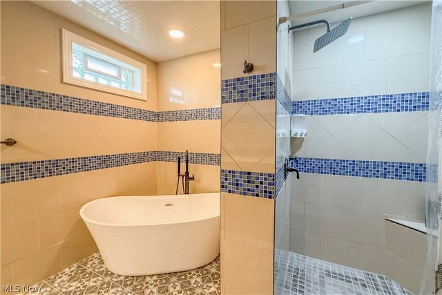 8720 Us-22A, Bloomingdale, OH 43910