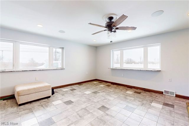 8720 Us-22A, Bloomingdale, OH 43910