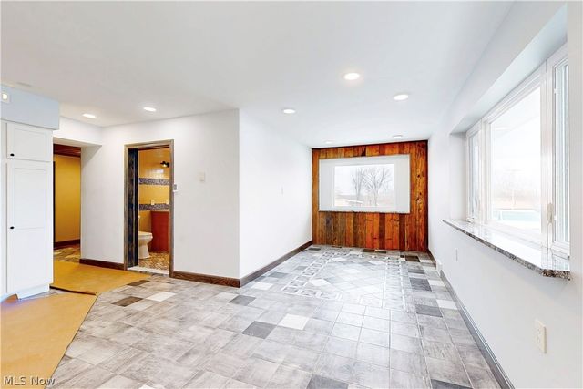 8720 Us-22A, Bloomingdale, OH 43910