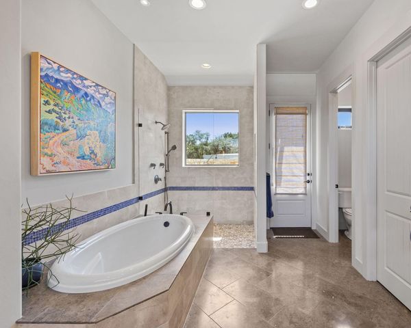 6058 Mustang Valley TRL, Wimberley, TX 78676