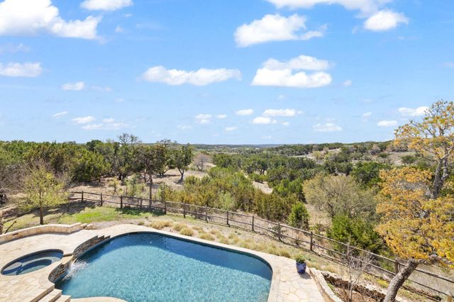 6058 Mustang Valley TRL, Wimberley, TX 78676