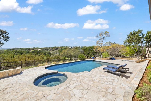6058 Mustang Valley TRL, Wimberley, TX 78676