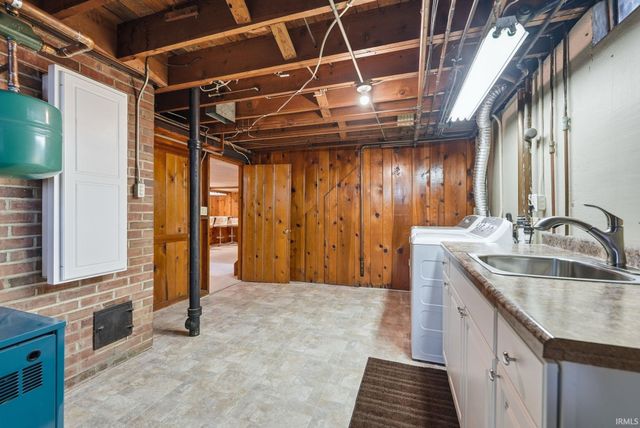 2205 Indian Village Boulevard, Fort Wayne, IN 46809