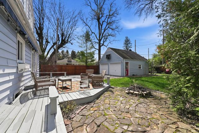 2205 Indian Village Boulevard, Fort Wayne, IN 46809